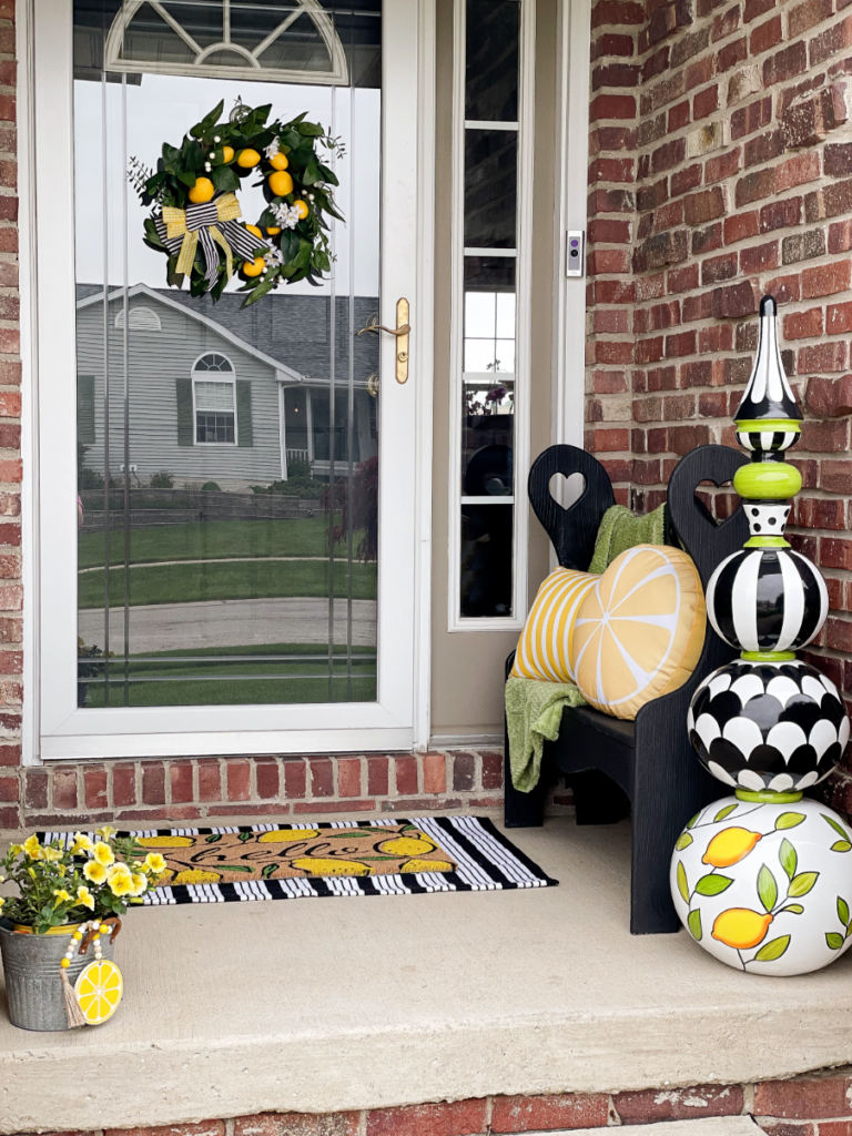 24 Stunning Summer Porch Decor Ideas That Wow! - thecanadianguy.com